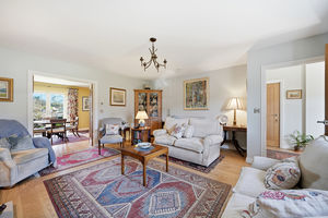 Sitting room- click for photo gallery